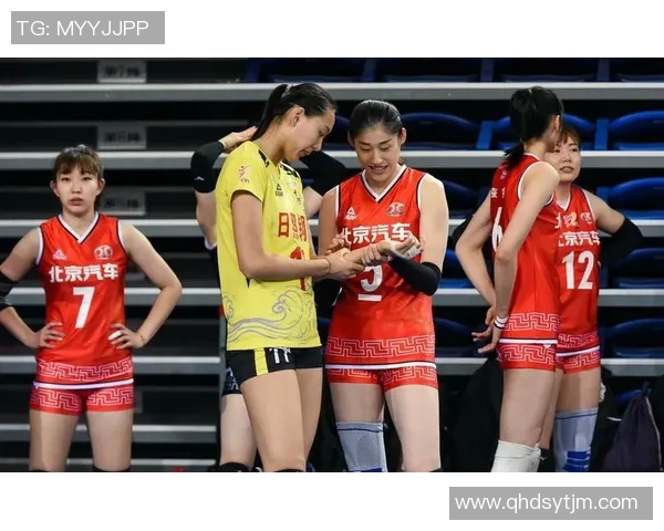 上海排球队以55分领跑奥运会积分榜展现强大实力和竞争力 上海排球队以55分领跑奥运会积分榜展现强大实力和竞争力